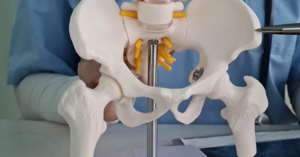 best hip replacement surgeon in indore, best orthopedic surgeon in indore